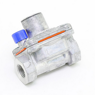 Maxitrol RV12-1/8 Gas Appliance Pressure Regulators 1/8" NPT 1/2 PSI 3" to 5" W.C. with Integral Vent Limiting Orifice